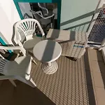 Beachfront Pool & Sea View Stduio In Berlin * Varna